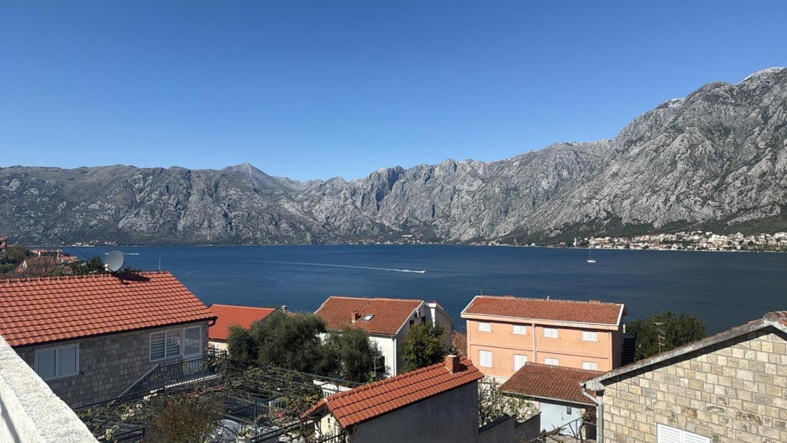 Alisa Sea View Apartment Prcanj Котор Экстерьер фото