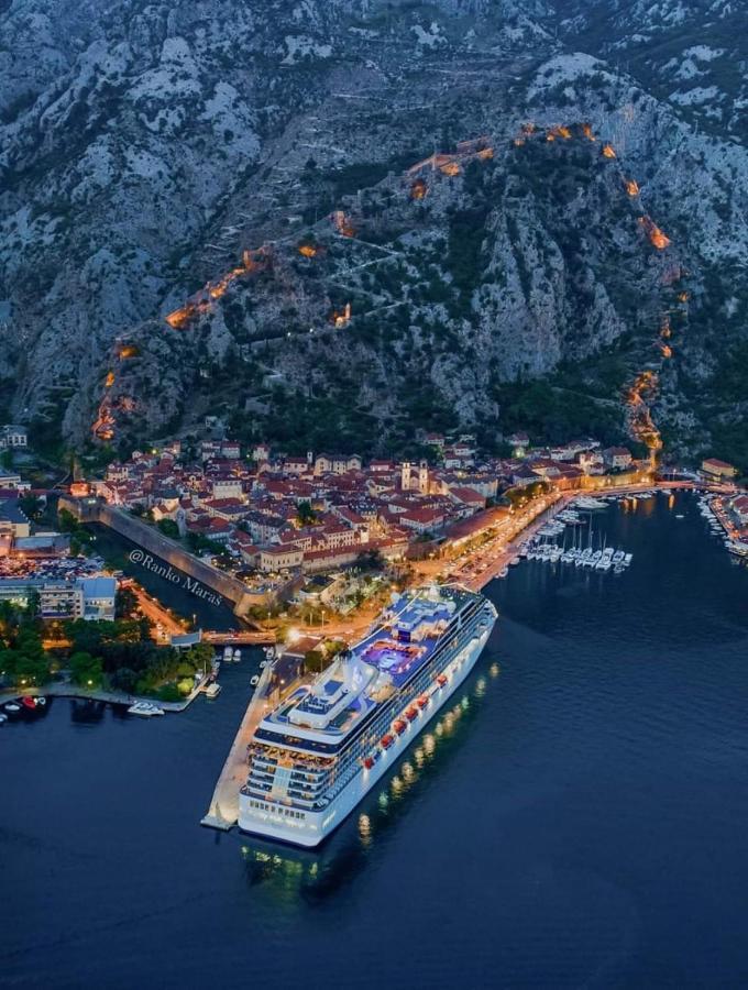 Alisa Sea View Apartment Prcanj Котор Экстерьер фото